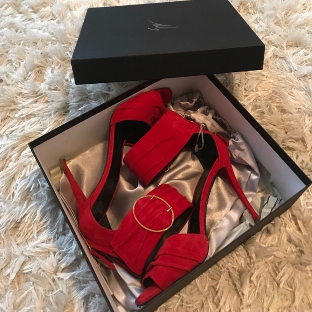 Giuseppe zanotti red ankle strap heels